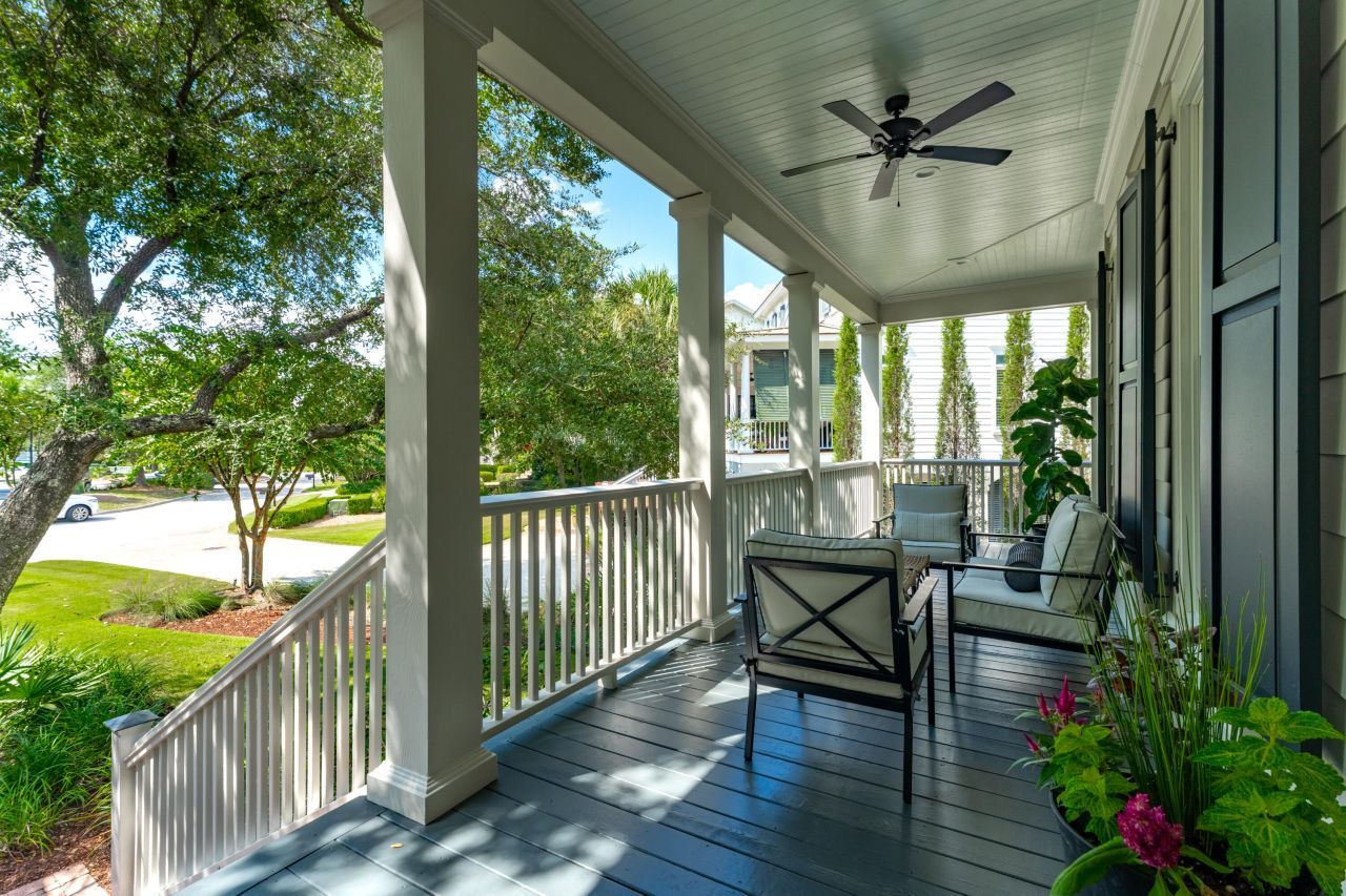 396 Evian Way Photo 6