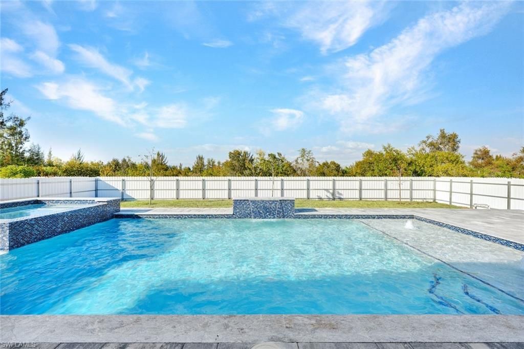 2917 NW 27th St, Cape Coral, FL 33993 Photo