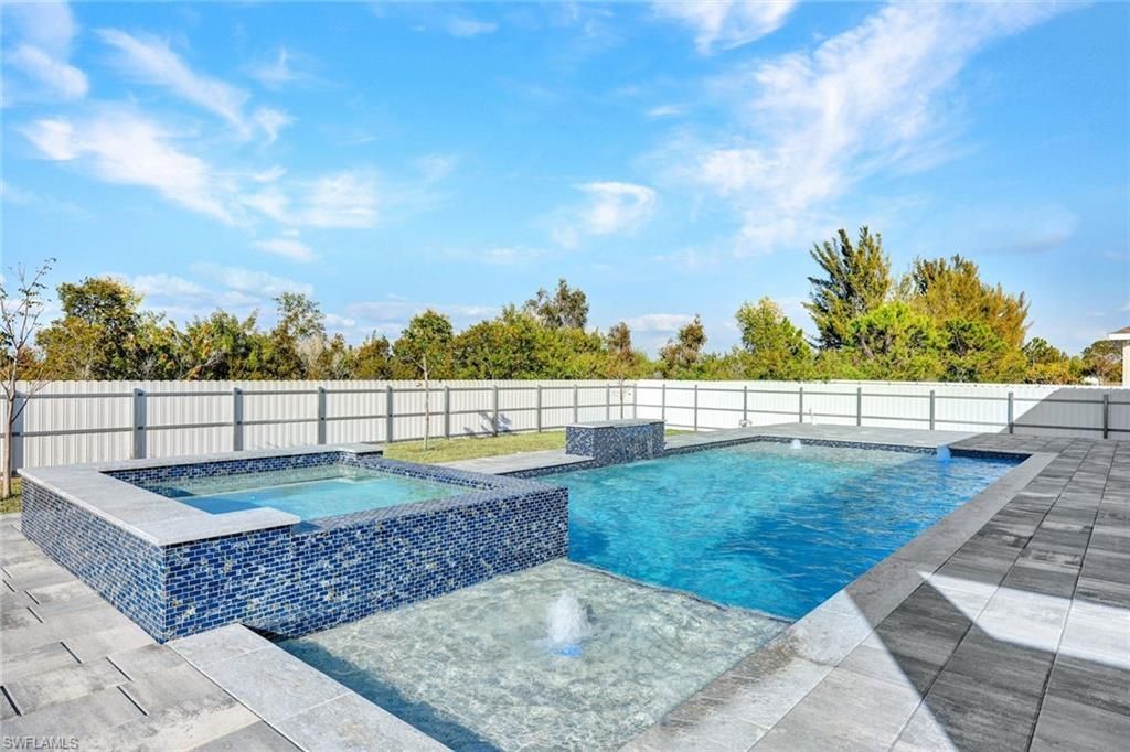 2917 NW 27th St, Cape Coral, FL 33993 Photo
