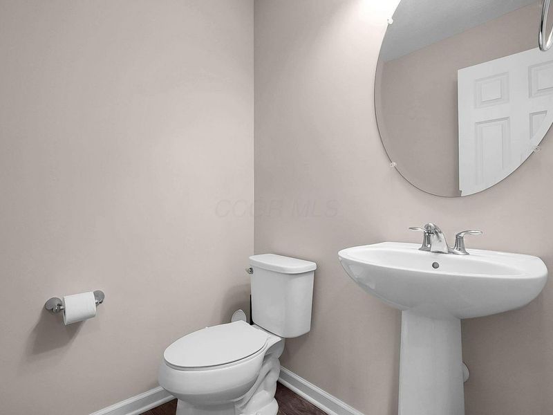 215 Mannaseh Drive W, Granville, OH 43023 Photo 14