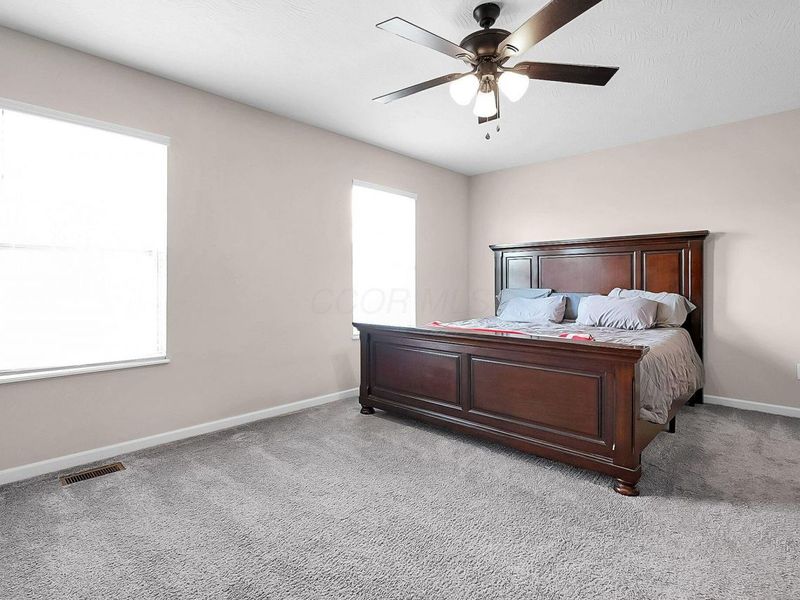 215 Mannaseh Drive W, Granville, OH 43023 Photo 18