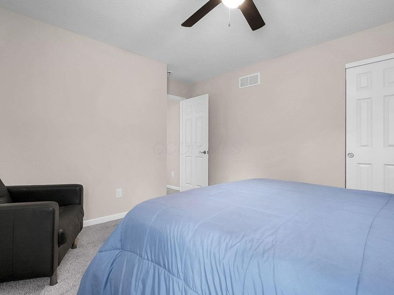 215 Mannaseh Drive W, Granville, OH 43023 Photo 24