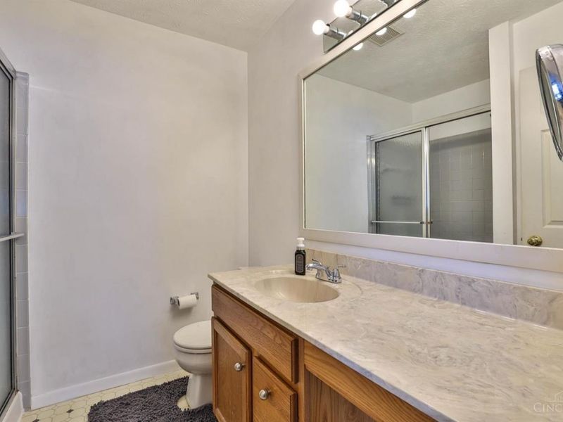 9940 Regatta Drive, Unit 104, Colerain Township, OH 45252 Photo 22