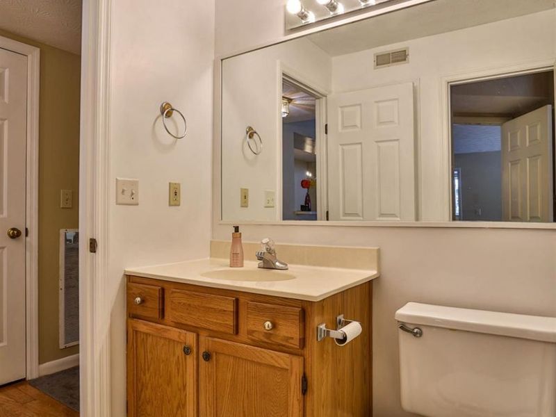 9940 Regatta Drive, Unit 104, Colerain Township, OH 45252 Photo 30