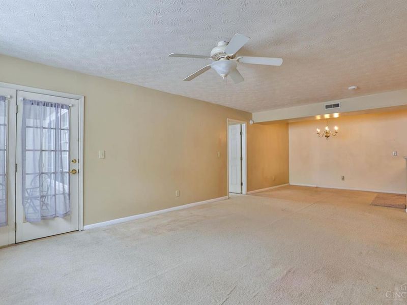 9940 Regatta Drive, Unit 104, Colerain Township, OH 45252 Photo 7