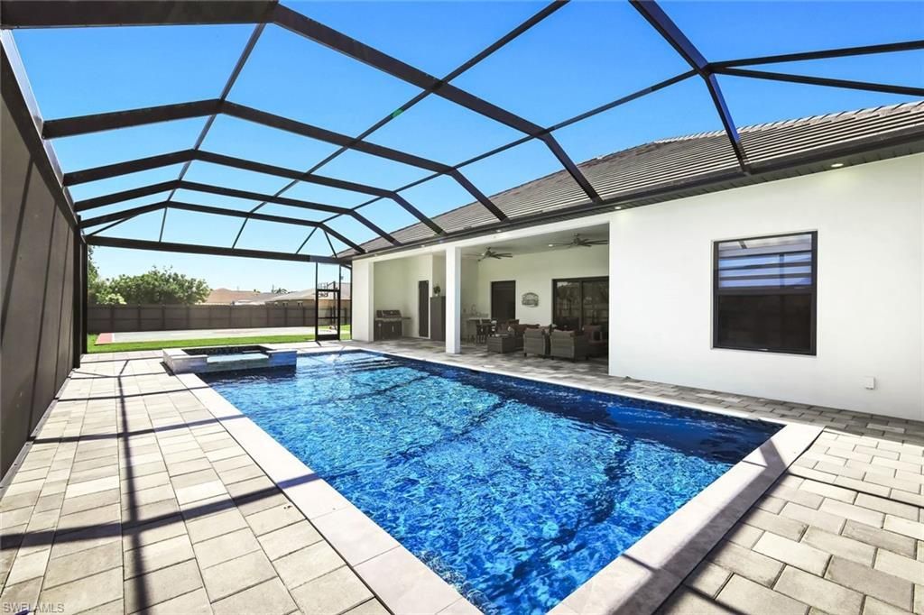 455 SE 17th Ave , Cape Coral, FL 33990 Photo