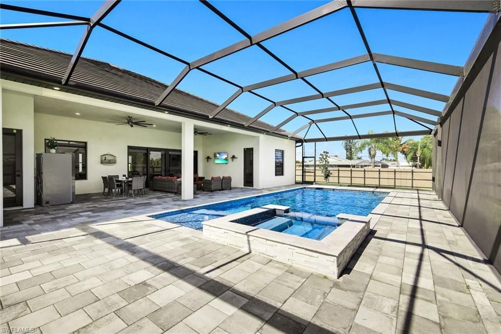 455 SE 17th Ave , Cape Coral, FL 33990 Photo