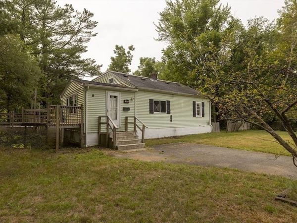 101 Pine Grove Ave, Bellingham, MA 02019