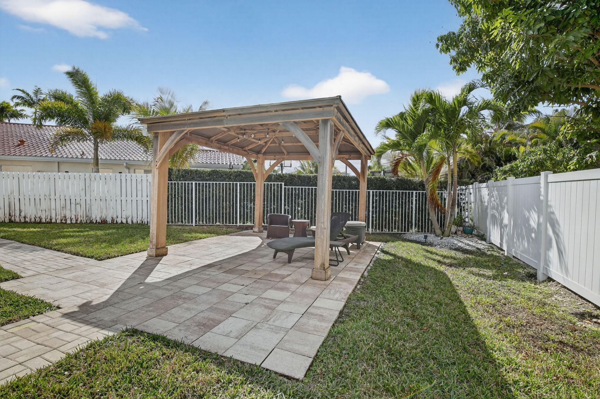 1583 SW 186th Terrace, Pembroke Pines, FL 33029 Photo