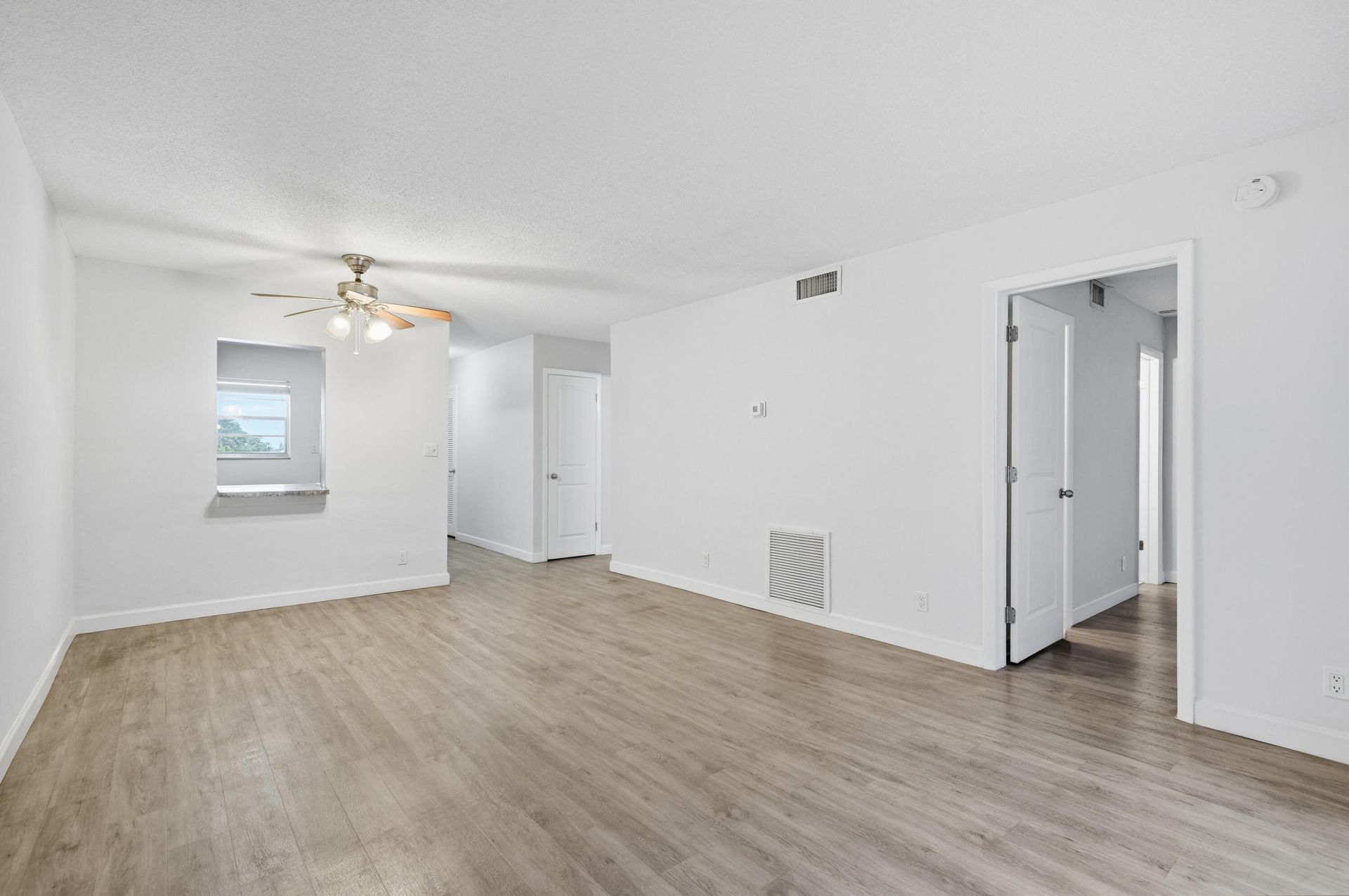 1400 NE 57th Street, Unit 304, Fort Lauderdale, FL 33334 Photo