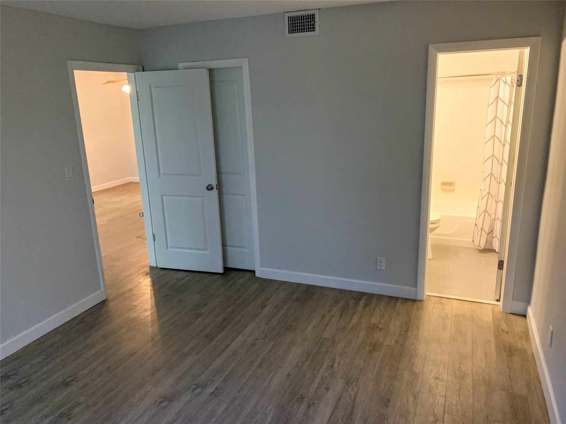 1400 NE 57th Street, Unit 304, Fort Lauderdale, FL 33334 Photo