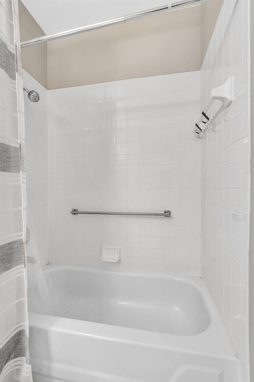 7593 Granville Drive, Unit 411, Tamarac, FL 33321 Photo