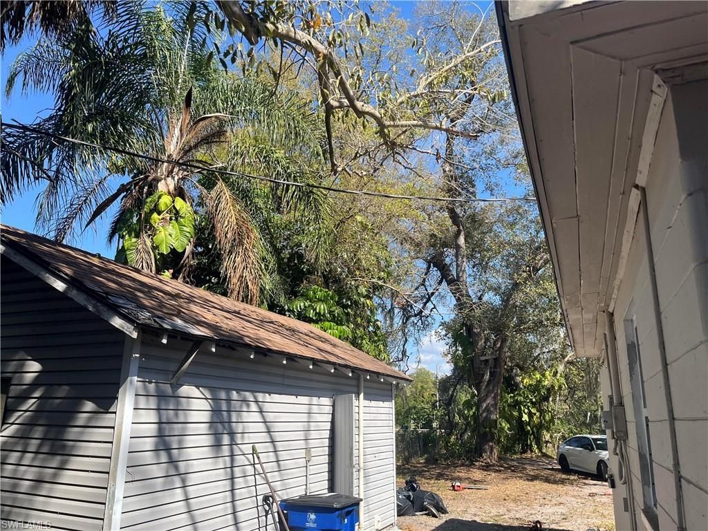 76 Crescent Lake Dr, North Fort Myers, FL 33917 Photo