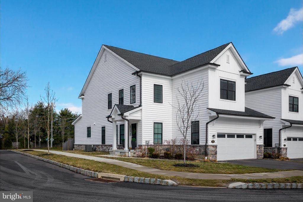 508 Carmela Way, Morrisville, PA 19067 Main Photo