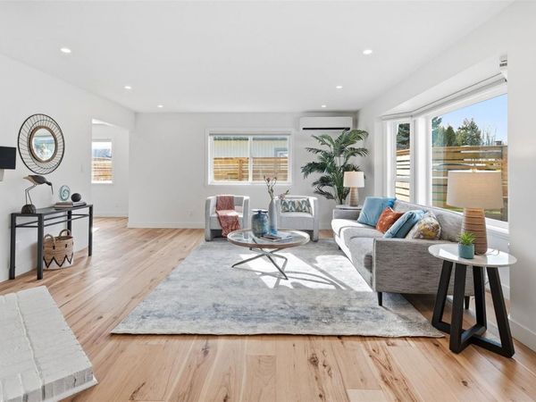 2558 Ferguson Rd, Unit 11, Central Saanich, BC V8M 1V7