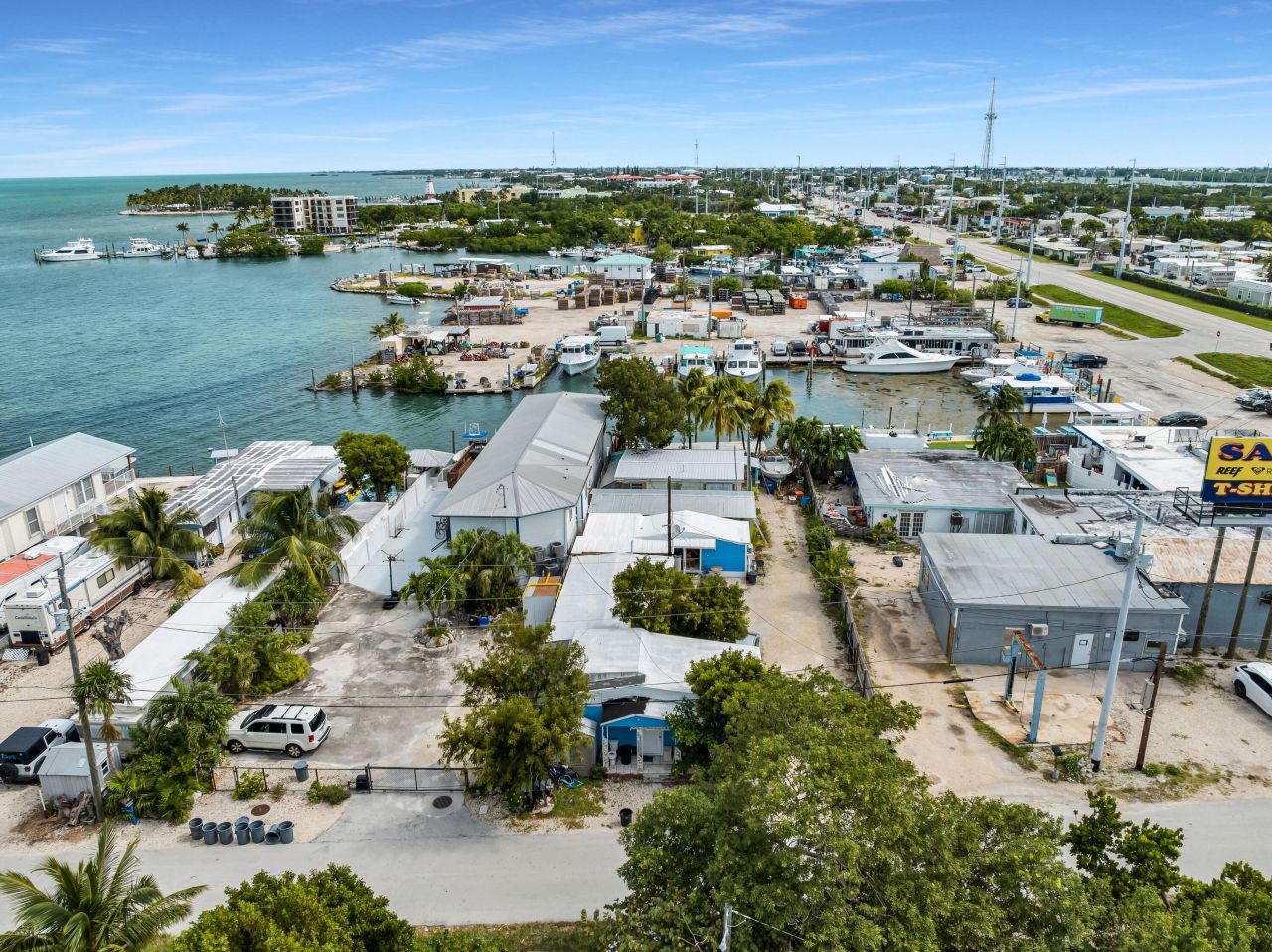 206 12th Street Gulf Street, Marathon, FL 33050 Photo