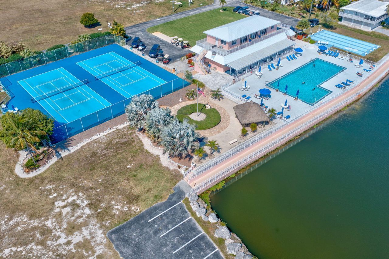 902 S Ruby Drive, Key Largo, FL 33037 Photo