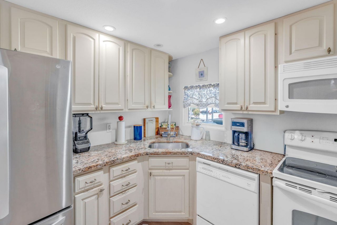 902 S Ruby Drive, Key Largo, FL 33037 Photo