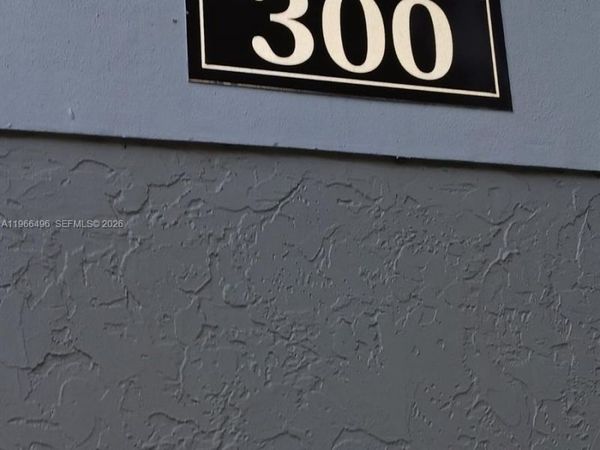 Unit 106, Pompano Beach, FL 33069