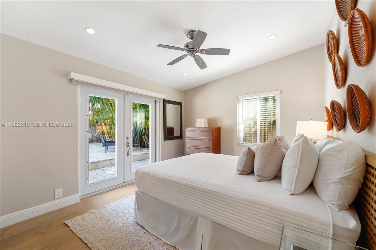 2935 NE 21st Ter, Fort Lauderdale, FL 33306 Photo