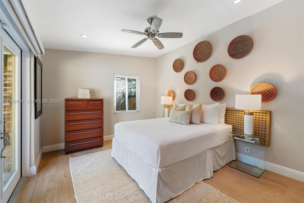 2935 NE 21st Ter, Fort Lauderdale, FL 33306 Photo