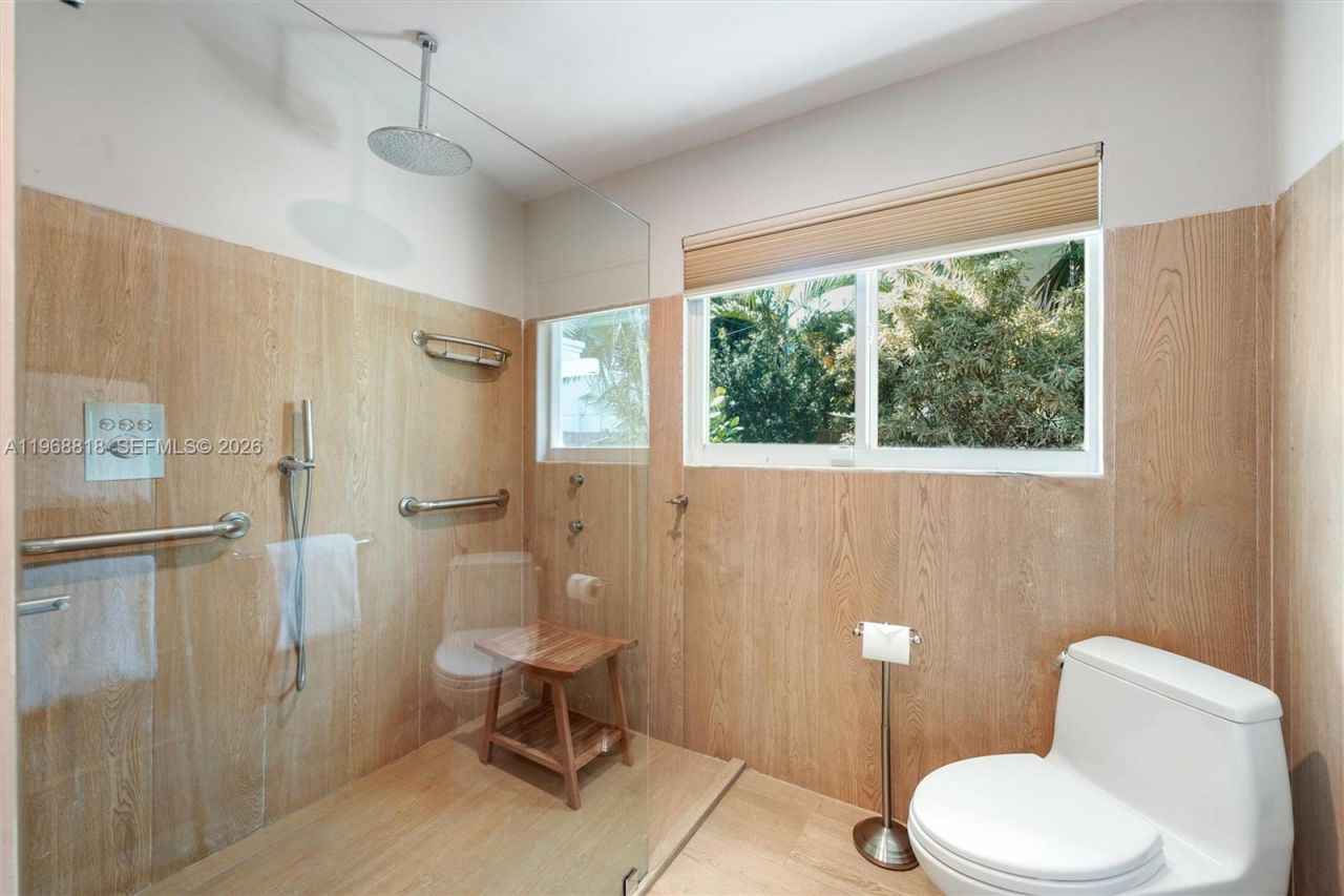 2935 NE 21st Ter, Fort Lauderdale, FL 33306 Photo