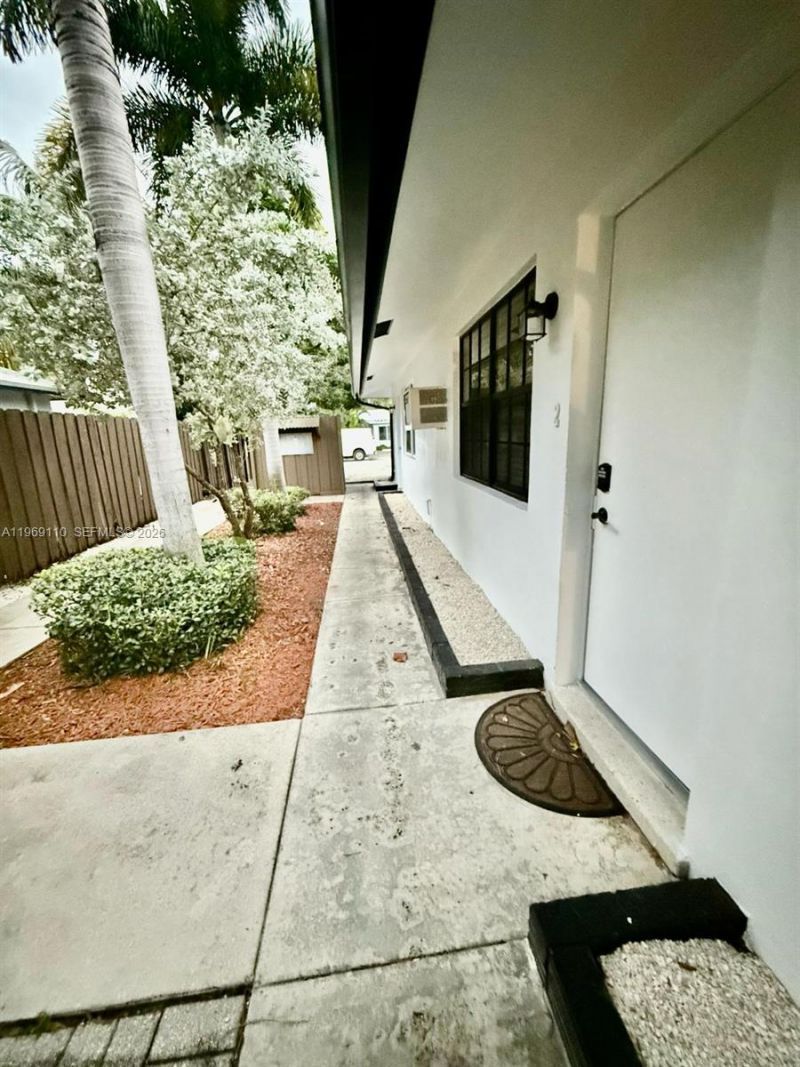 1240 NE 12th Ave , Unit 1, Fort Lauderdale, FL 33304 Photo