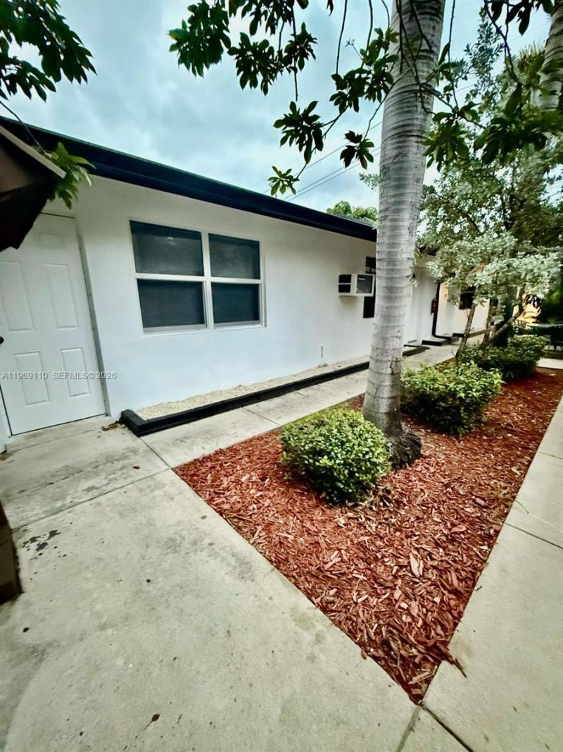 1240 NE 12th Ave , Unit 1, Fort Lauderdale, FL 33304 Photo