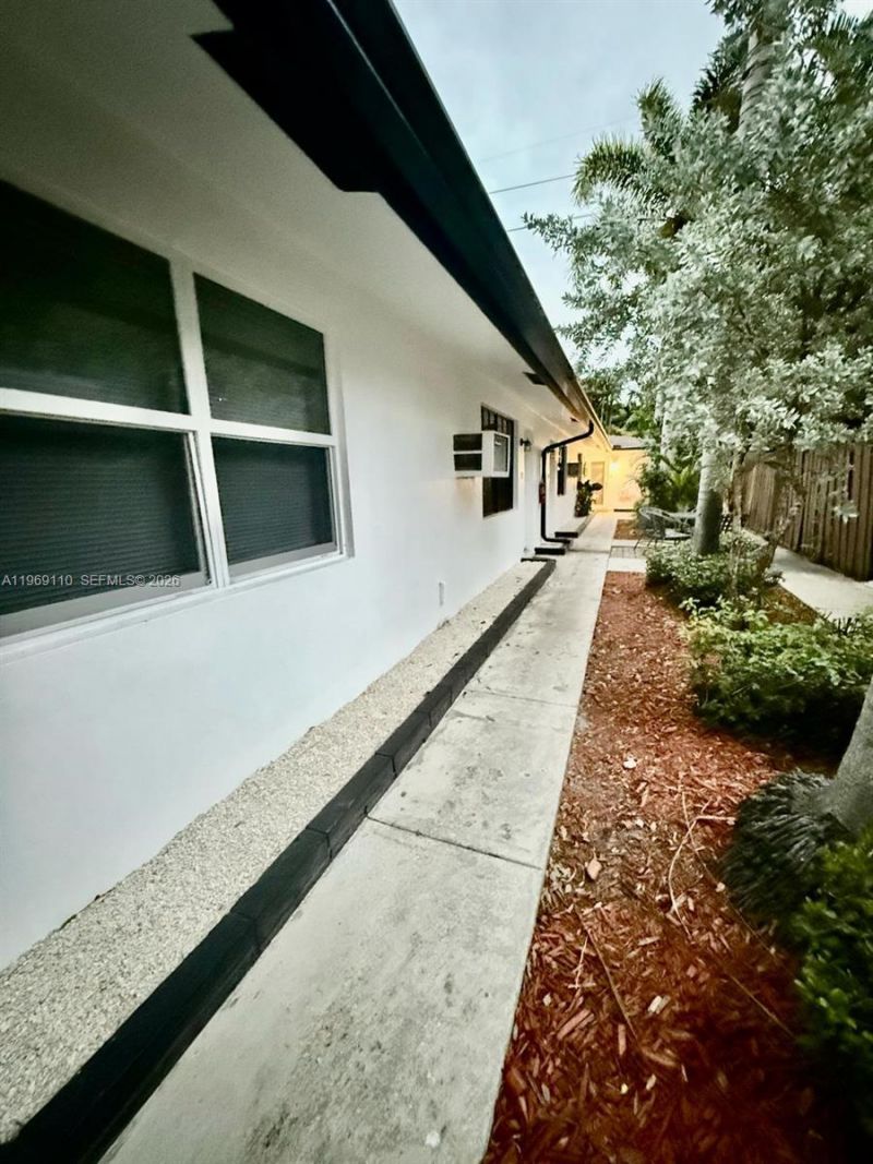 1240 NE 12th Ave , Unit 1, Fort Lauderdale, FL 33304 Photo