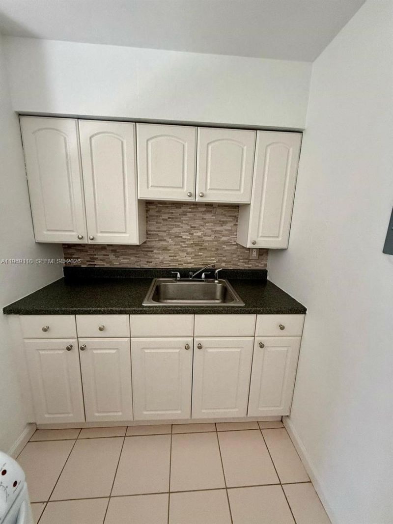 1240 NE 12th Ave , Unit 1, Fort Lauderdale, FL 33304 Photo