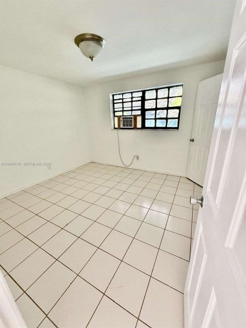 1240 NE 12th Ave , Unit 1, Fort Lauderdale, FL 33304 Photo