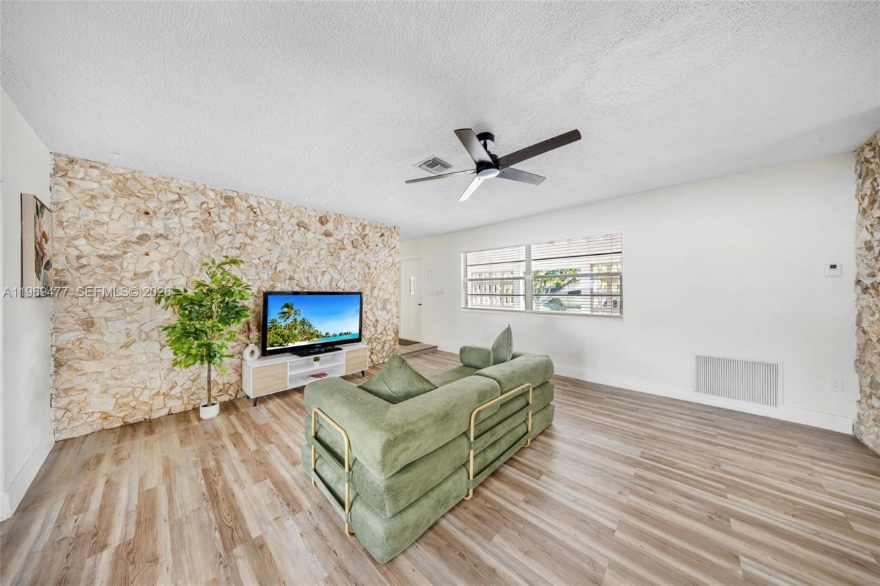 7949 Panama St, Miramar, FL 33023 Photo