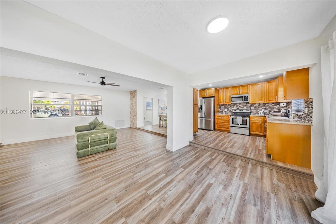 7949 Panama St, Miramar, FL 33023 Photo