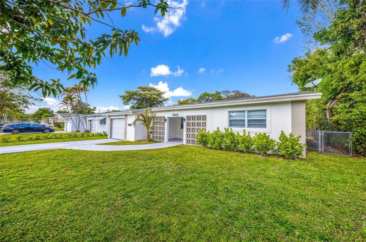 7949 Panama St, Miramar, FL 33023 Photo