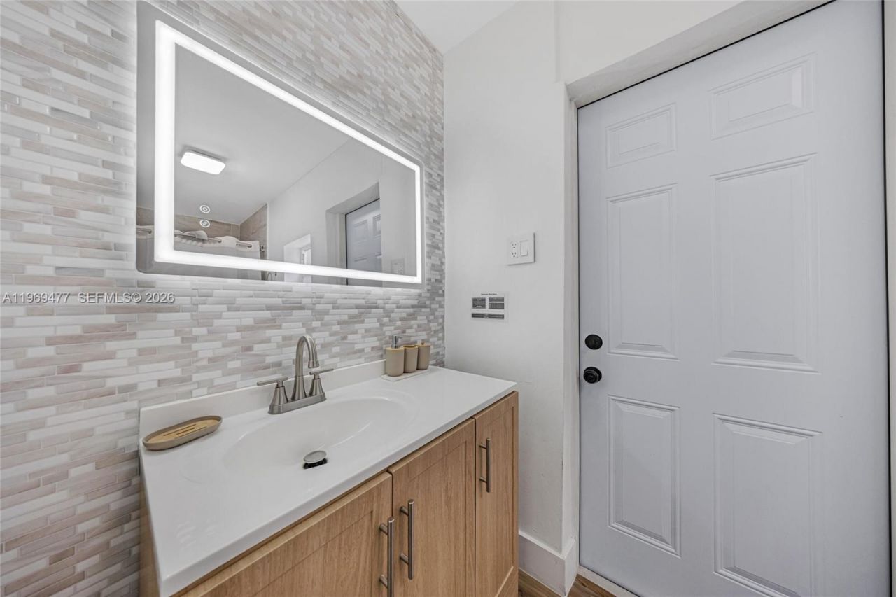 7949 Panama St, Miramar, FL 33023 Photo