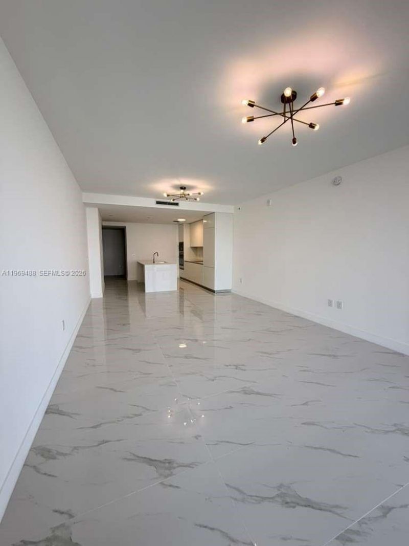 700 NE 24th St, Unit 1103, Miami, FL 33137 Photo