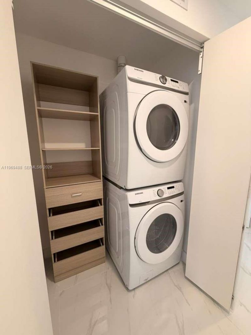 700 NE 24th St, Unit 1103, Miami, FL 33137 Photo