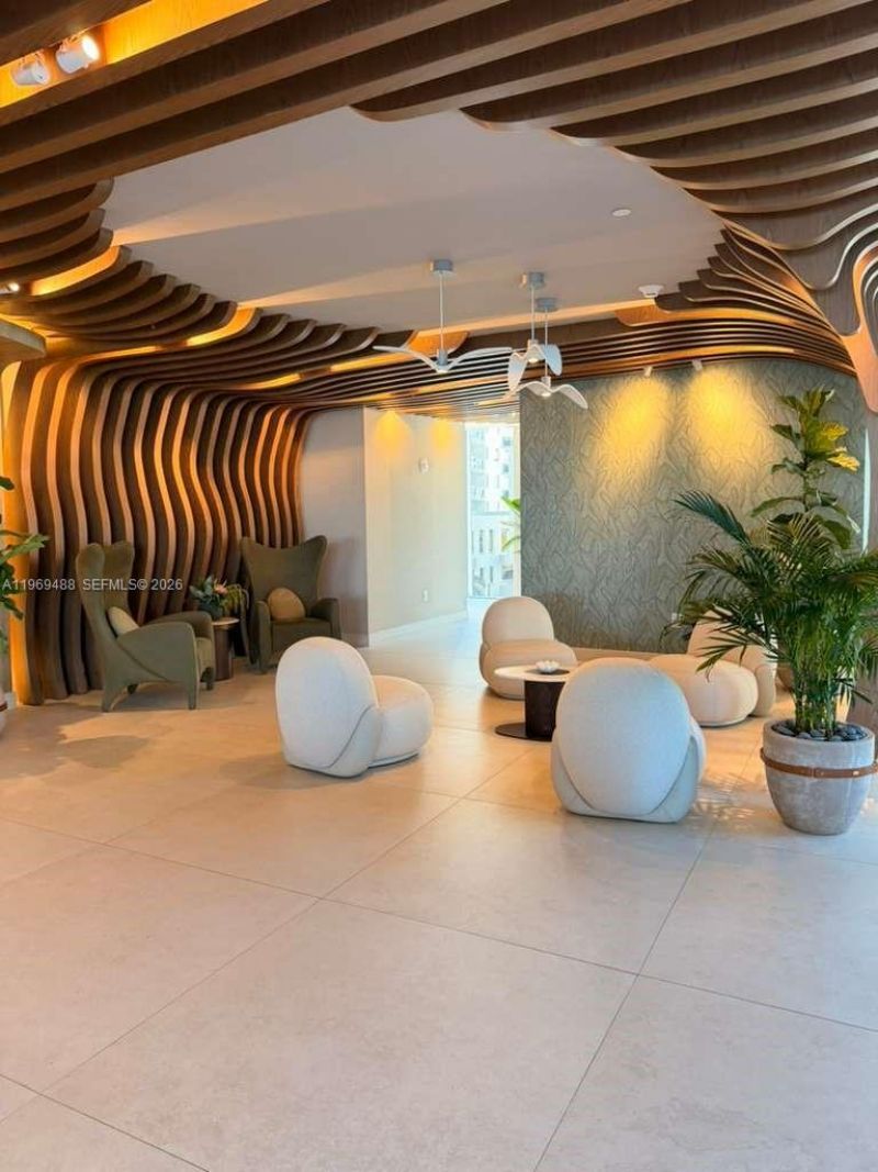 700 NE 24th St, Unit 1103, Miami, FL 33137 Photo