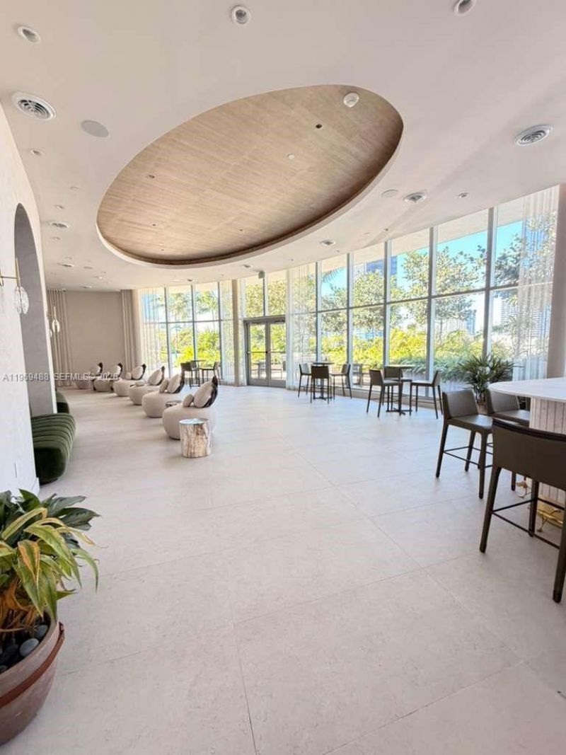 700 NE 24th St, Unit 1103, Miami, FL 33137 Photo