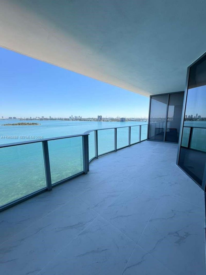 700 NE 24th St, Unit 1103, Miami, FL 33137 Photo