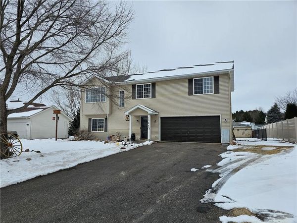 1365 Hunter Hill drive, Hammond, WI 54015
