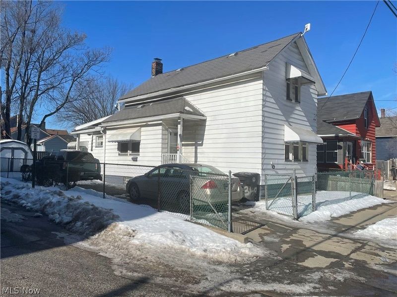3140 W 33rd Street, Cleveland, OH 44109 Photo 2