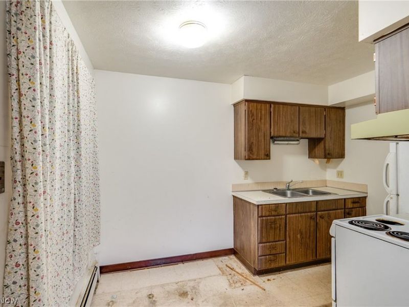 2615 Ellet Avenue, Akron, OH 44312 Photo 11