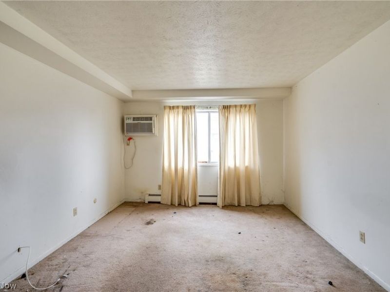 2615 Ellet Avenue, Akron, OH 44312 Photo 9