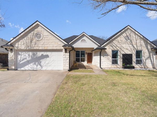 1014 Hackberry DR, Pflugerville, TX 78660