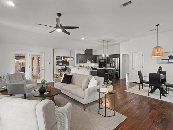 1014 Hackberry DR, Pflugerville, TX 78660