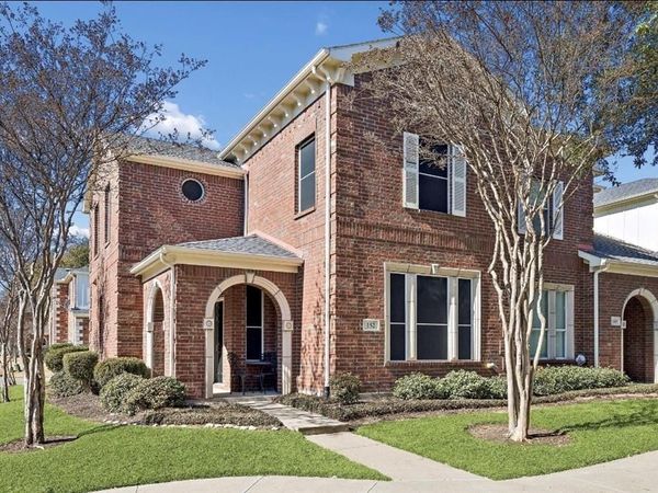 152 Leonard Street, Lewisville, TX 75057