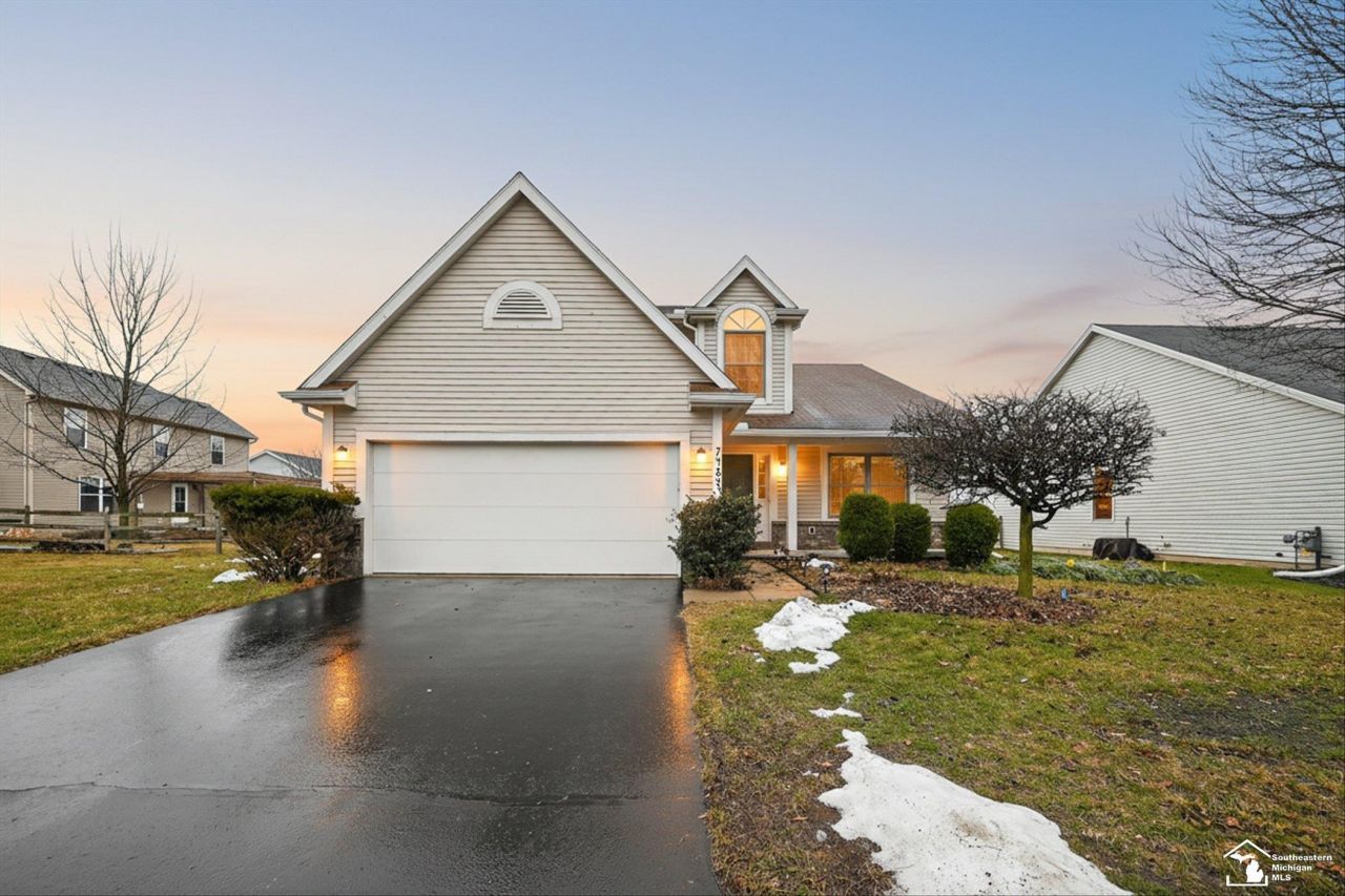 7484 Savanna Drive, Temperance, MI 48182 Main Photo