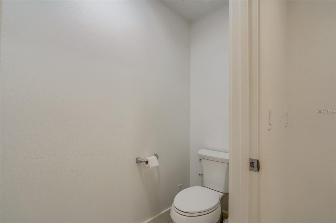 415 Island Way, Unit 311, Clearwater, FL 33767 Photo