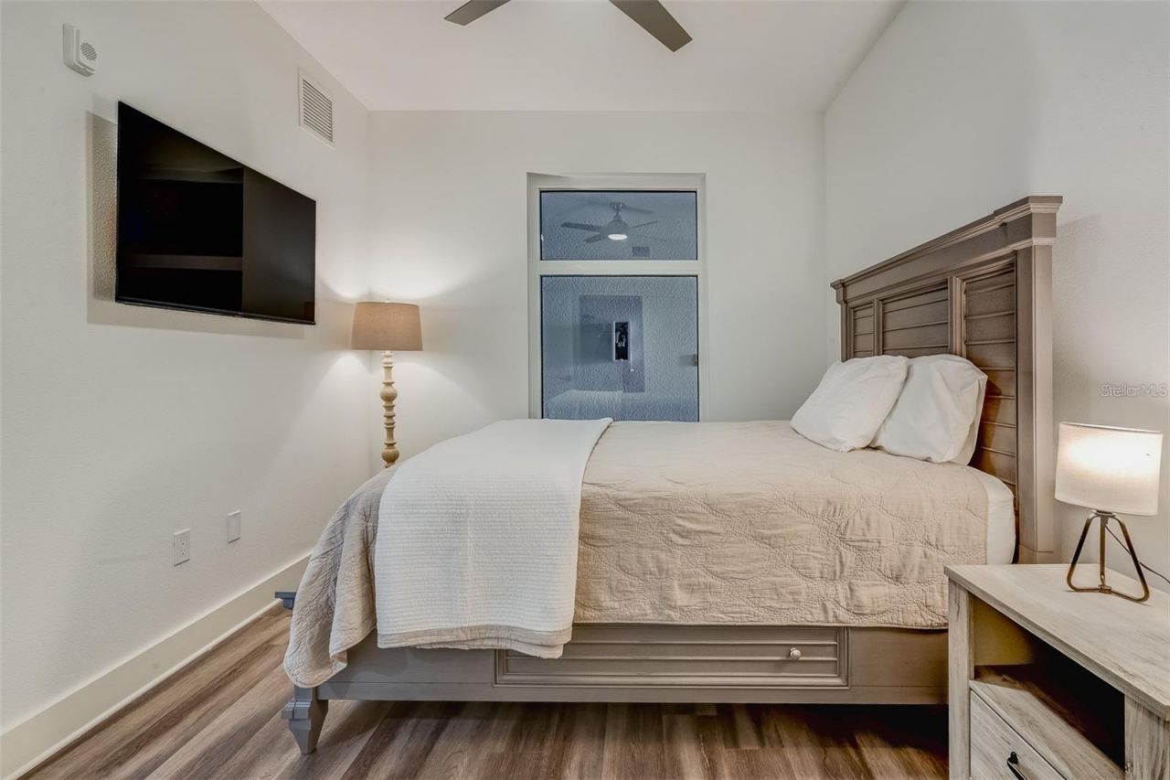 415 Island Way, Unit 311, Clearwater, FL 33767 Photo